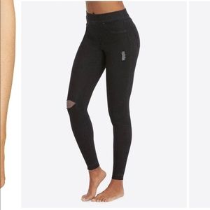 NWT - Spanx! Distressed black skinny jeans